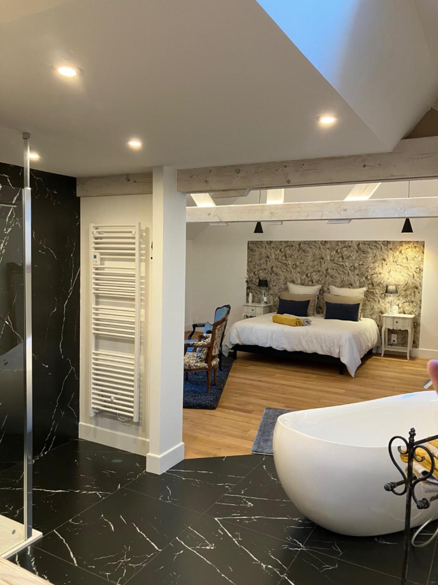 Bed and Breakfast Au Fil De L'Eau Le Vast Екстер'єр фото
